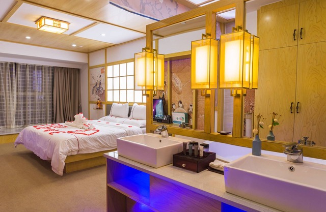 L Theme Hotel Foshan