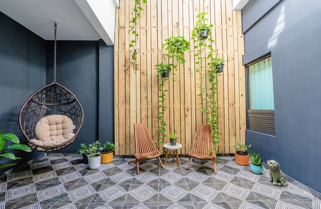 La Buena Vida Inn