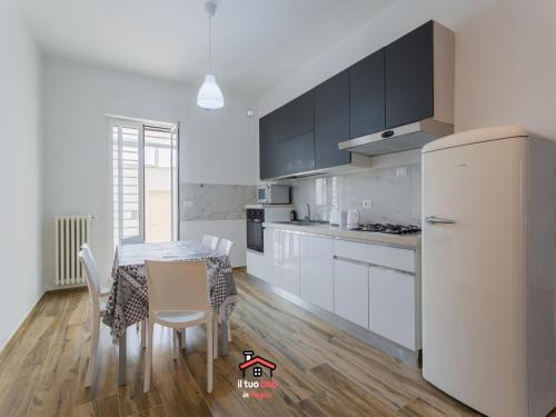 La CASA di VALE BnB,Box,patio,9min airport,Beaches