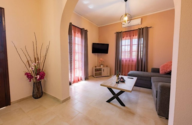 La Casa Di Volpe - cozy, comfortable apartment in Alepou village