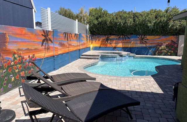 La Casa Verde, Pool, Cardinal Stadium, casino, Desert Diamond Arena and more.