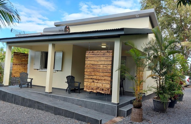 La Case Floria2 - Holiday home in an exotic garden