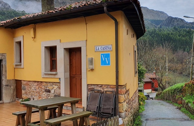 "La Casina" Sea, Beach and Mountain. Enjoy the surroundings, gastotronomy