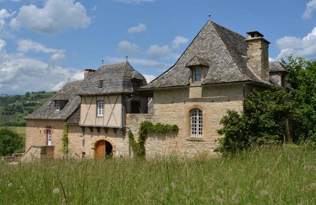 La cour pavée