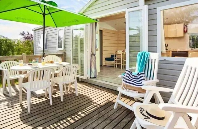 La Croix du Vieux Pont campsite* - Mobile home Comfort XL 4 rooms 6 adults + 2 children