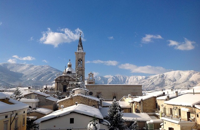 La Finestra Sulmò, panoramic apartment in Sulmona overlooking the historic center