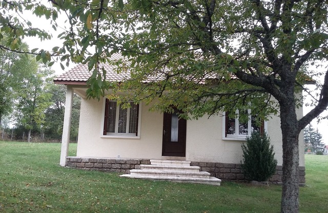 la garille les genets independent house with land in lozere