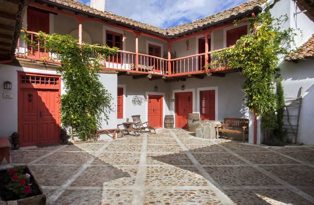 La Madrigata - Farmhouse with exceptional decoration facing the river