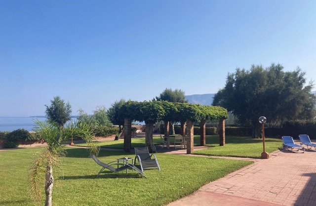 La Magnolia Villa Residence & Rooms/Palermo seafront villa