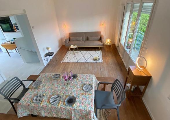 La maison bleue vacance et jardin, la mer à 550 m