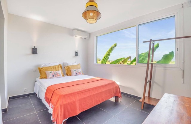 La "mer de Canne" Villa Standing Evasion Ivoire 2. Avec sa Piscine et son SPA !