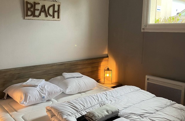 La Palourde: Trestel beach apartment in a residence 200 metres from the beach