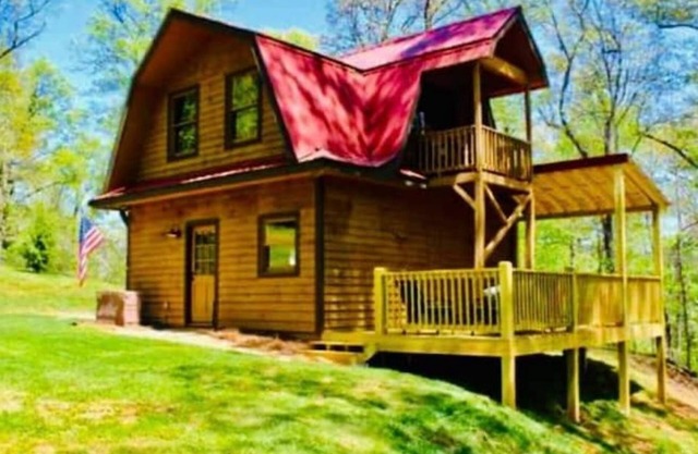 La Petite Maison - French Inspired Chalet