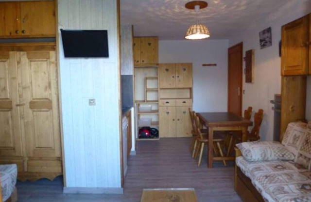 La Plagne-Montalbert, 4 pers studio, resort center, ski-in ski out