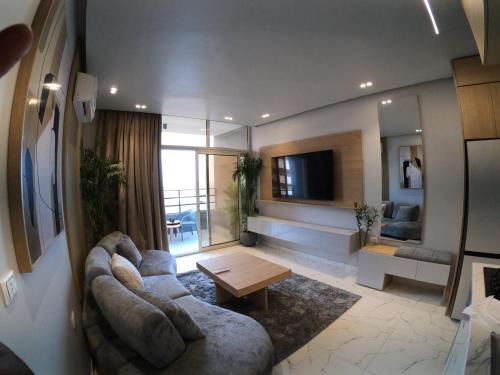 La Prestigia plaza sea view
