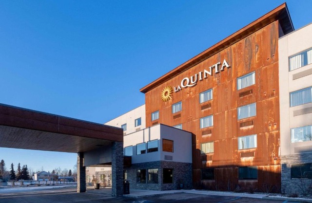 La Quinta by Wyndham Anchorage Airport