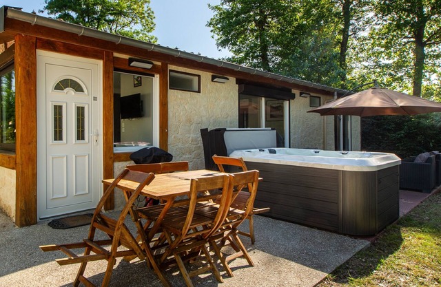 La Salamandre - maison avec jacuzzi