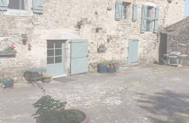 La Salesse, Restored farmhouse in idyllic rural location + private pool