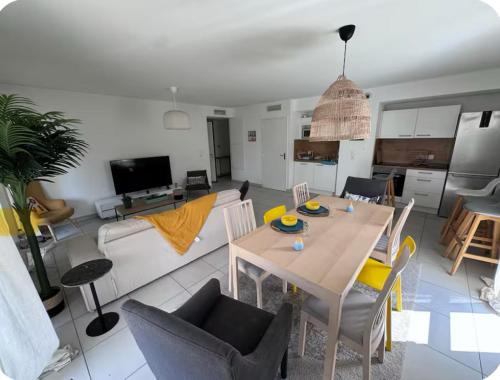 La Suite Charbonnières