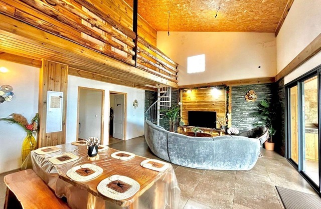 La Vie la Bien-Être, 12 Pers Villa - Pool & View