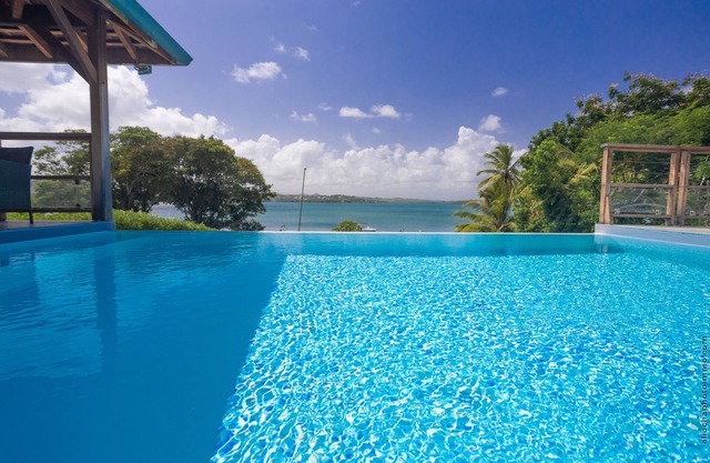 La villa des Pachas, seaside with private pontoon, islands with kayak beach
