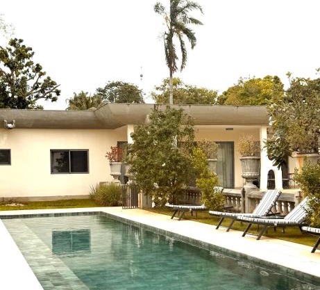 La Villa JFL