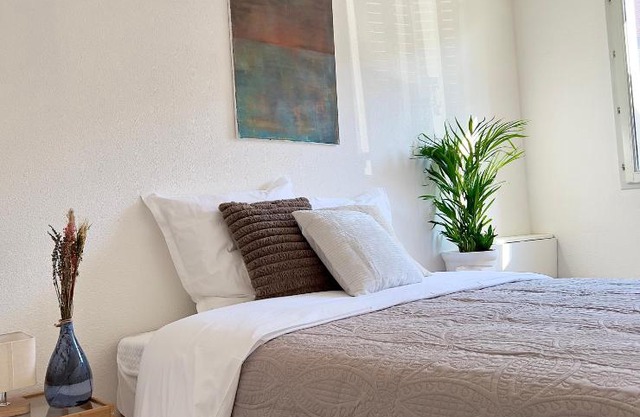 La Voulzie Appartement - Proche centre avec parking privé