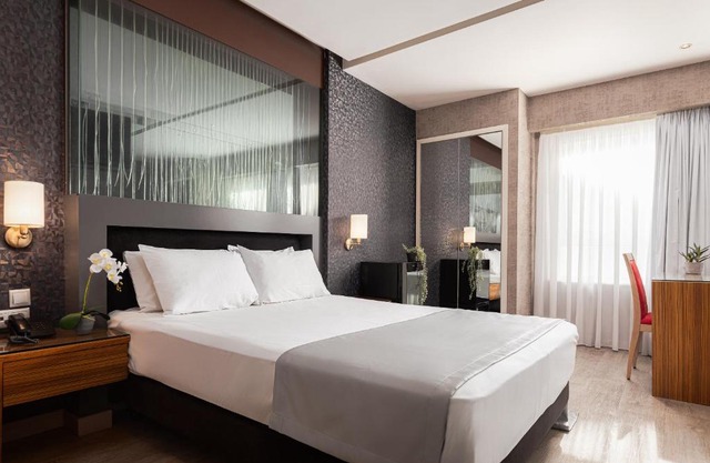 Lacoba Hotel