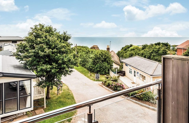 Ladram Seaview Apartment