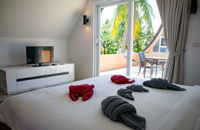 Lagoon Double Room at Blue Heaven Bay Resort Koh Chang
