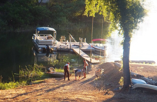 Lake Combie Lakefront with Dock For Your Boat, Pool and Spa