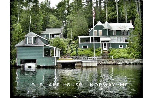 Lake Front 3 Season House with Private Deck