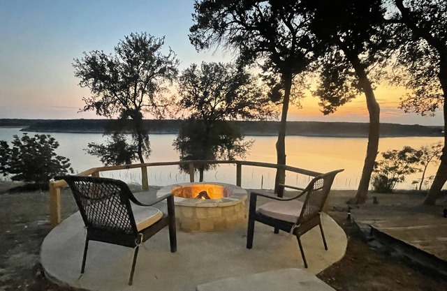 Lake Front Property with breath taking views!
