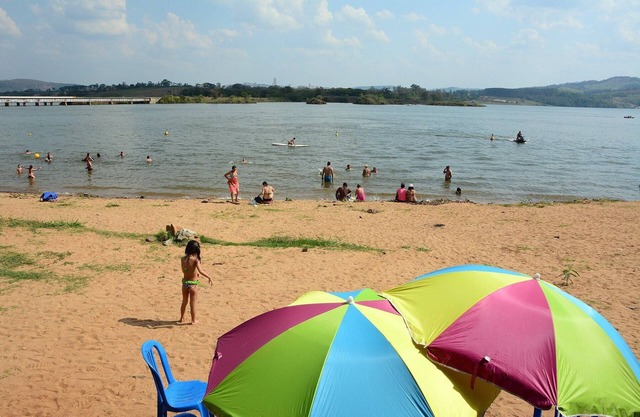 Lake house lake house