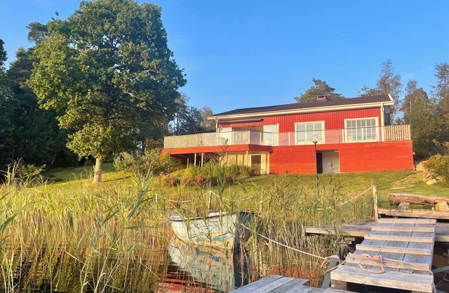 Lake House Retreat with a Dock, Boat & Guesthouse