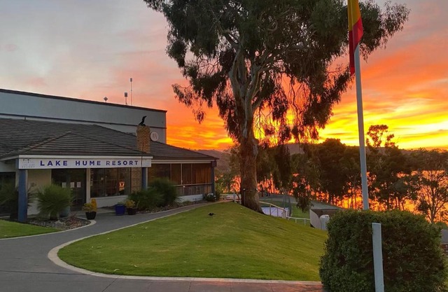 Lake Hume Resort