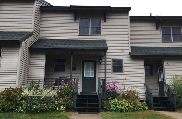Lake Placid Pinehill Townhome, Your "Next Adventure" vacation