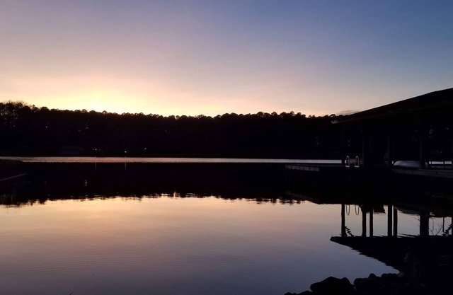 Lake Sinclair property in a peaceful area and very convenient location.