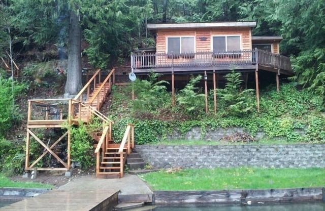 Lake Sutherland Cabin Rental by Olympic National Park
