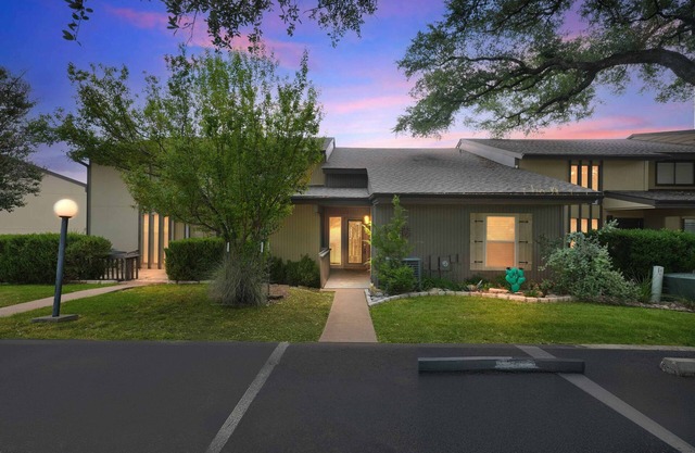 Lake Travis Waterfront Townhome w/Stunning Views
