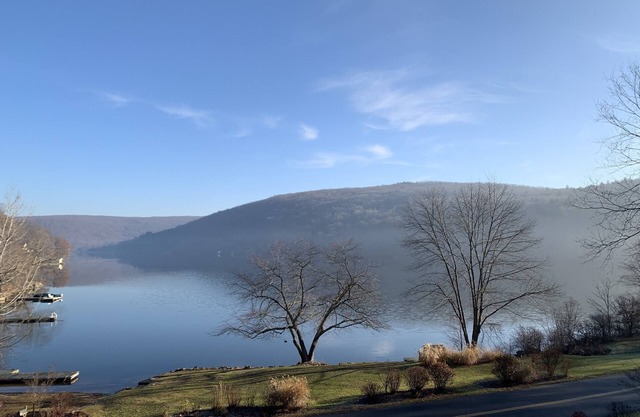 Lake Waramaug Luxury Retreat- Get Away from the City; Country Living at its Best