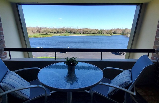 Lakefront 1/BR Resort Condo with Stunning Golf Course & Lake View