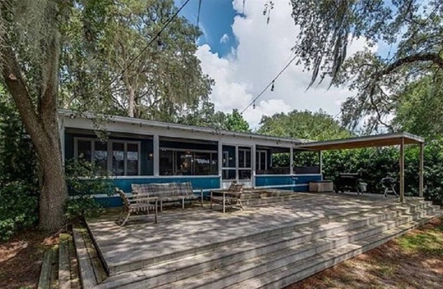 Lakefront Home in Silver Springs, FL