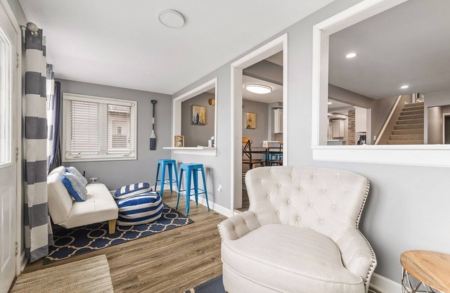 Lakefront Home on Fox Lake, IL under 90 minutes from Chicago!