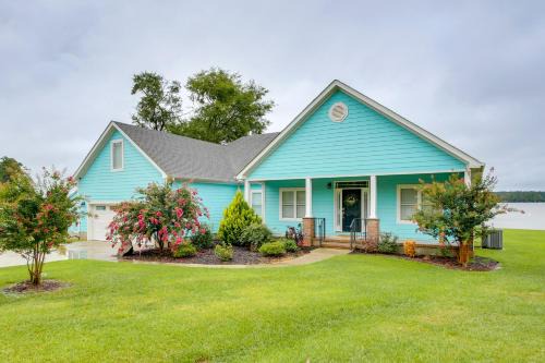 Lakefront Home with Hot Tub and Dock in Cross Hill!