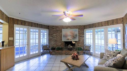 Lakes View 3 Bed, 2 Bath Nature Retreat In Oviedo