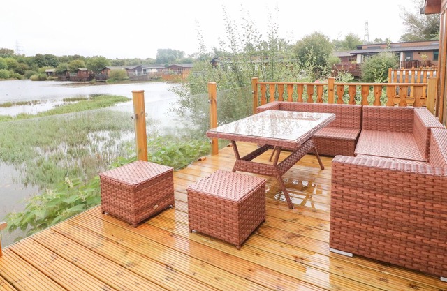 LAKESIDE 12, pet friendly, character holiday cottage in Carnforth