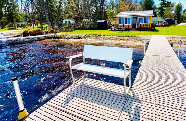 Lakeside Cabin on Lake Noquebay - Including Your Own Pier, Kayak/Canoes, & More!
