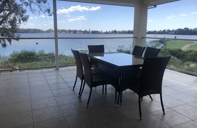 Lakeside House on Nagambie Lakes from $150pppn