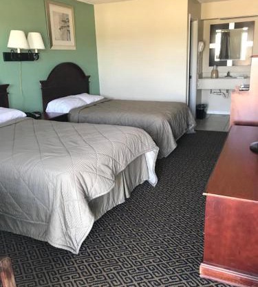 Lakeside inn